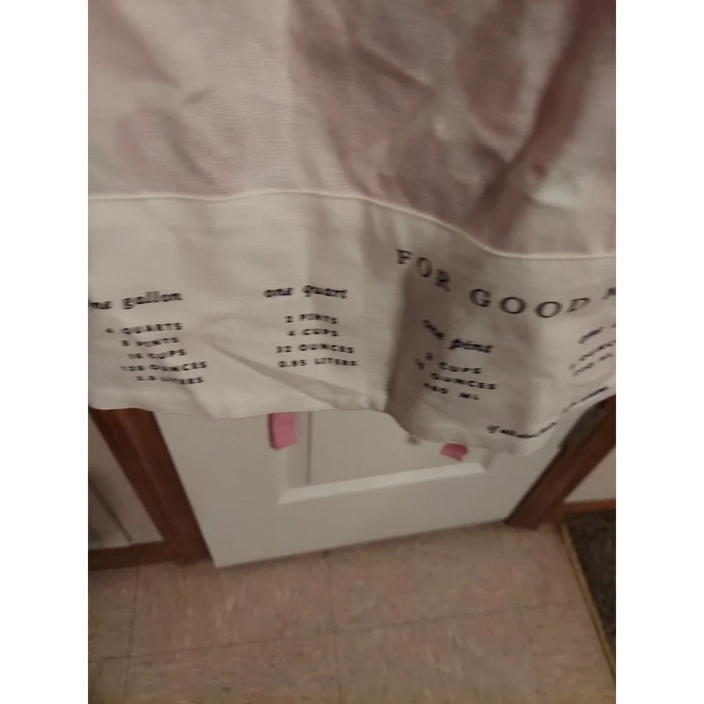 Kate Spade Pink and Red Hearts Valentine's Apron 33
